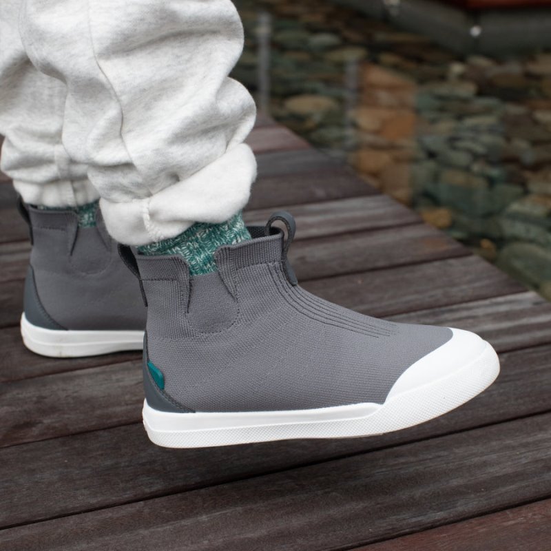 Vessi Weekend Chelsea Kids' Waterproof Boots Grey | CA-05587