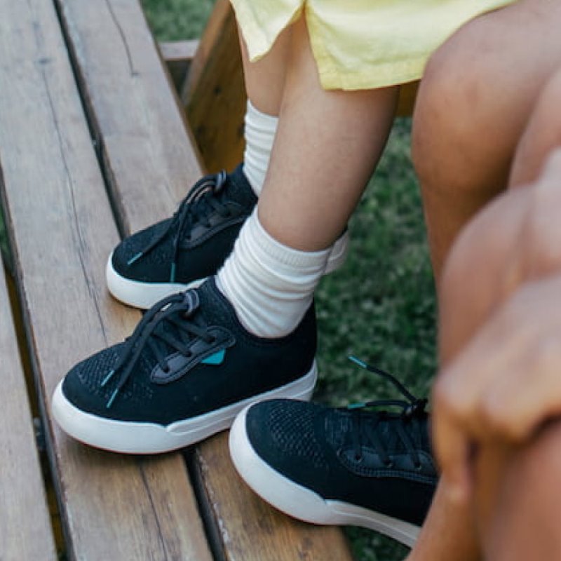 Vessi Weekend Kids' Waterproof Sneakers Black | CA-91515