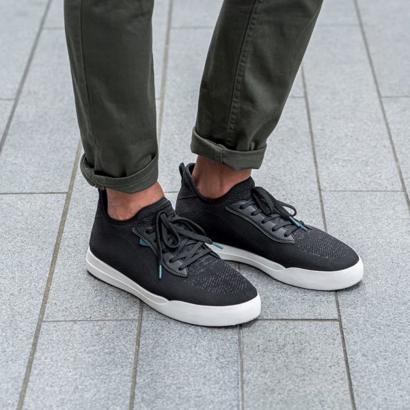 Vessi Weekend Men's Waterproof Sneakers Black | CA-09674